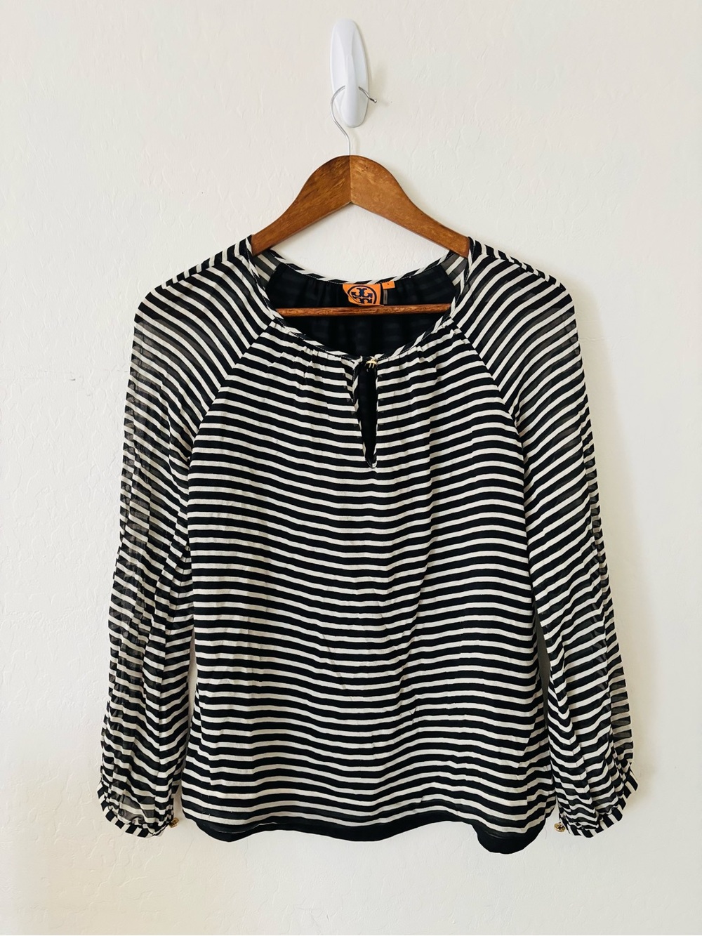 Tory Burch Black White Striped Silk Blouse Size 4 Sheer Sleeve Keyhole‎ Top